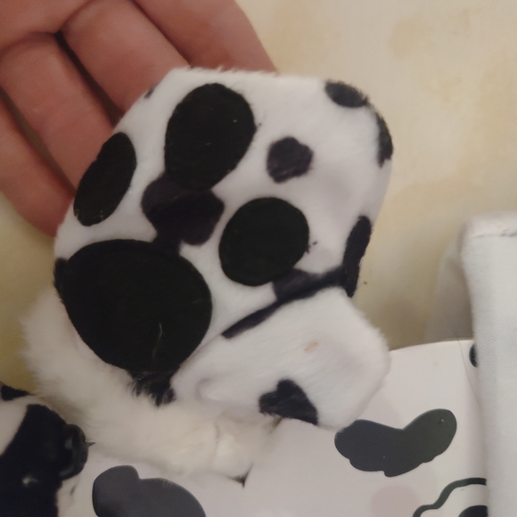 Adorable Baby Dalmatian Slipper, Hat & Mitten Set - Picture 3 of 8